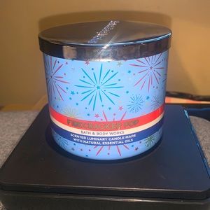 Bath and Body Works Firecracker Pop 3 Wick Candle